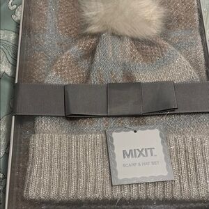 NEW ,Mixit Scarf and Hat Set with Pom Pom